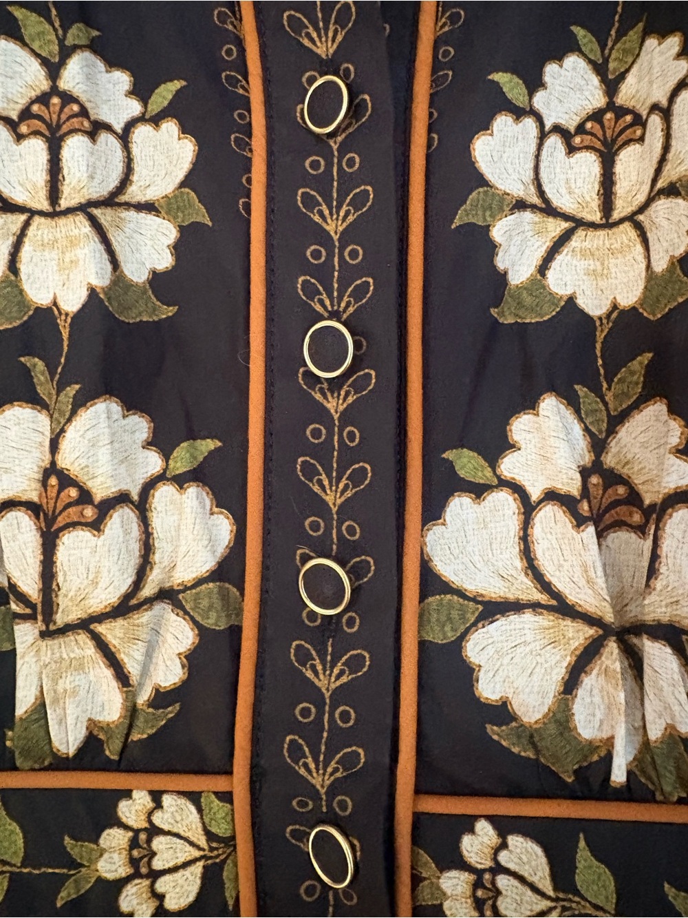 Farm Rio Black Embroidered Flowers Topstitching Long Sleeve size M - Picture 5 of 10